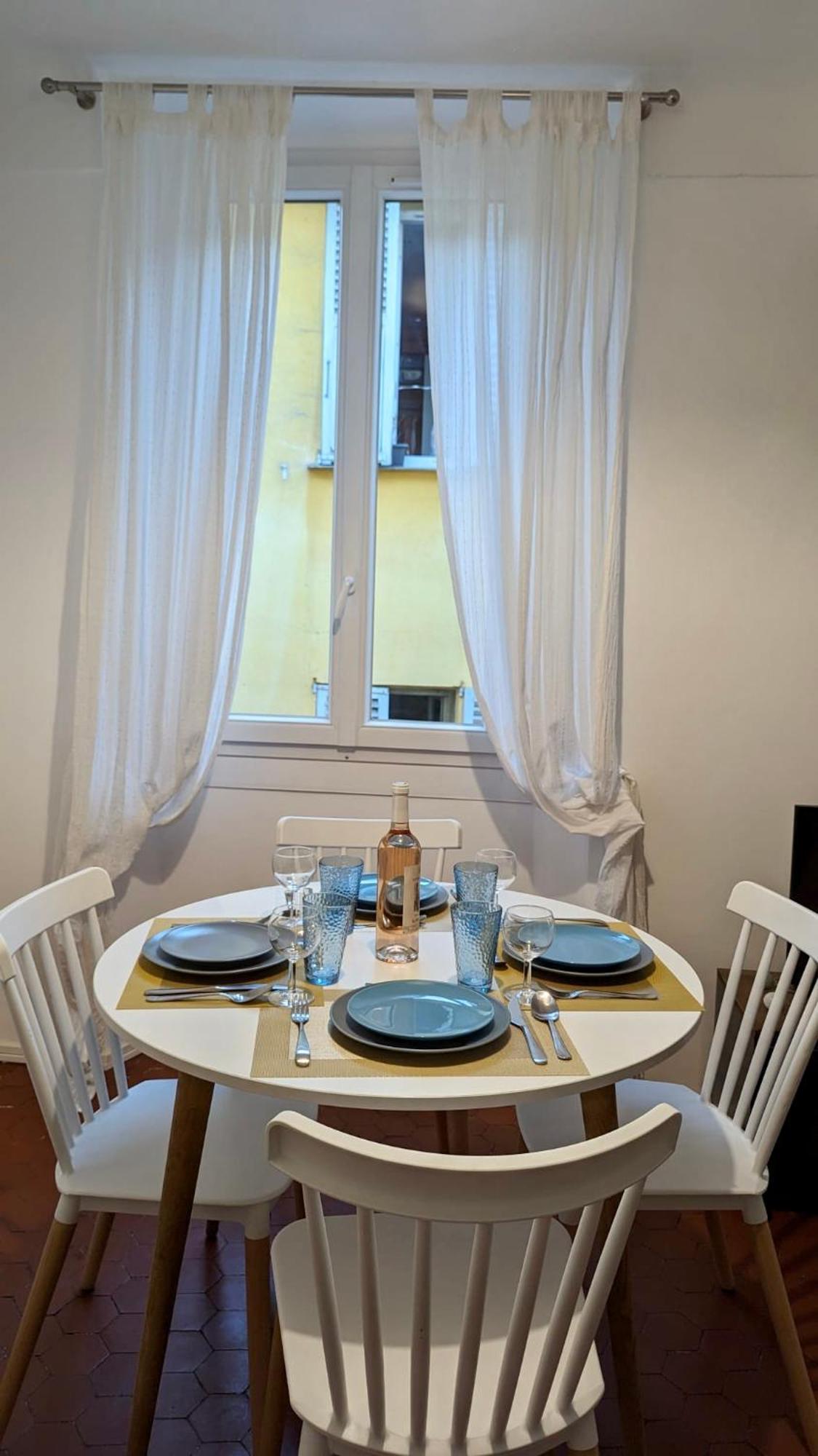 Typique - 2 Bedrooms,Typical Apartment-Old Town Nice Exteriör bild