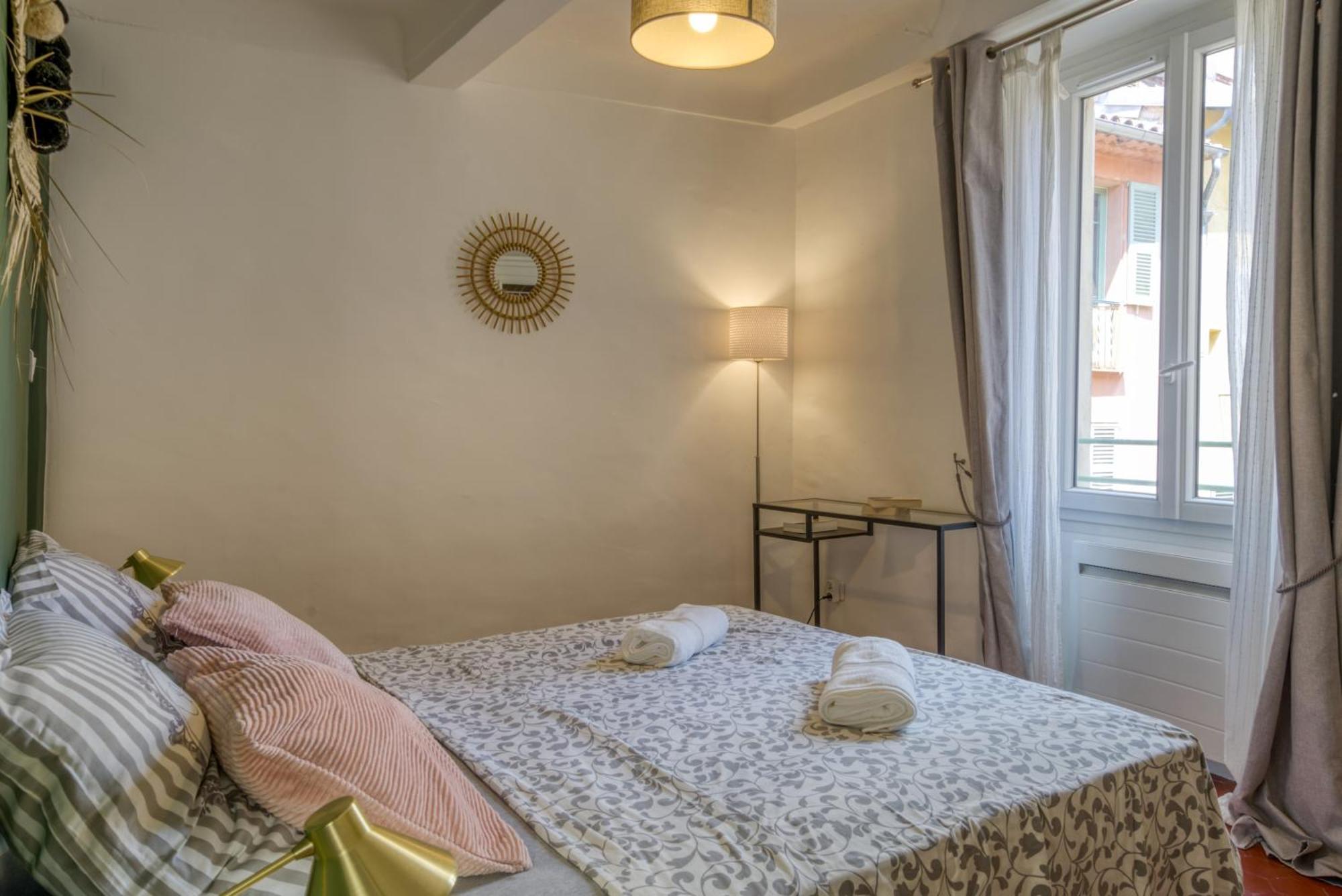 Typique - 2 Bedrooms,Typical Apartment-Old Town Nice Exteriör bild